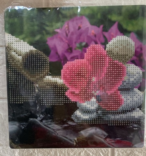 [3151212234251R] PORTARETRATO DE PINTURA CON DIAMANTES 20x20 cm.