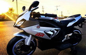 [usa_motoninja4] Moto Ninja A Batería De 2 Llantas. Color Plateado